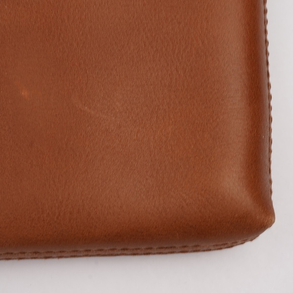 Madewell Bags New Madewell The Leather Laptop Case In English